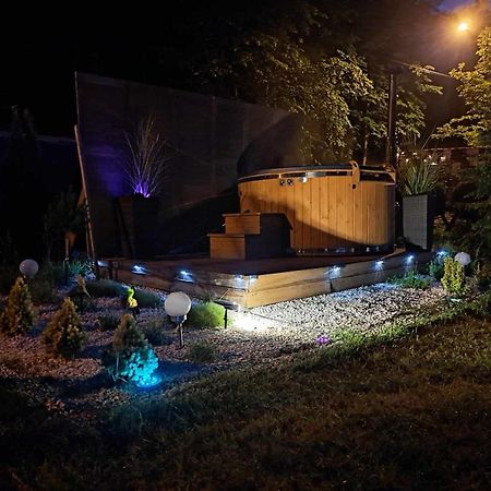 Lesny Zakatek Malediwy Spa Явожно Екстериор снимка