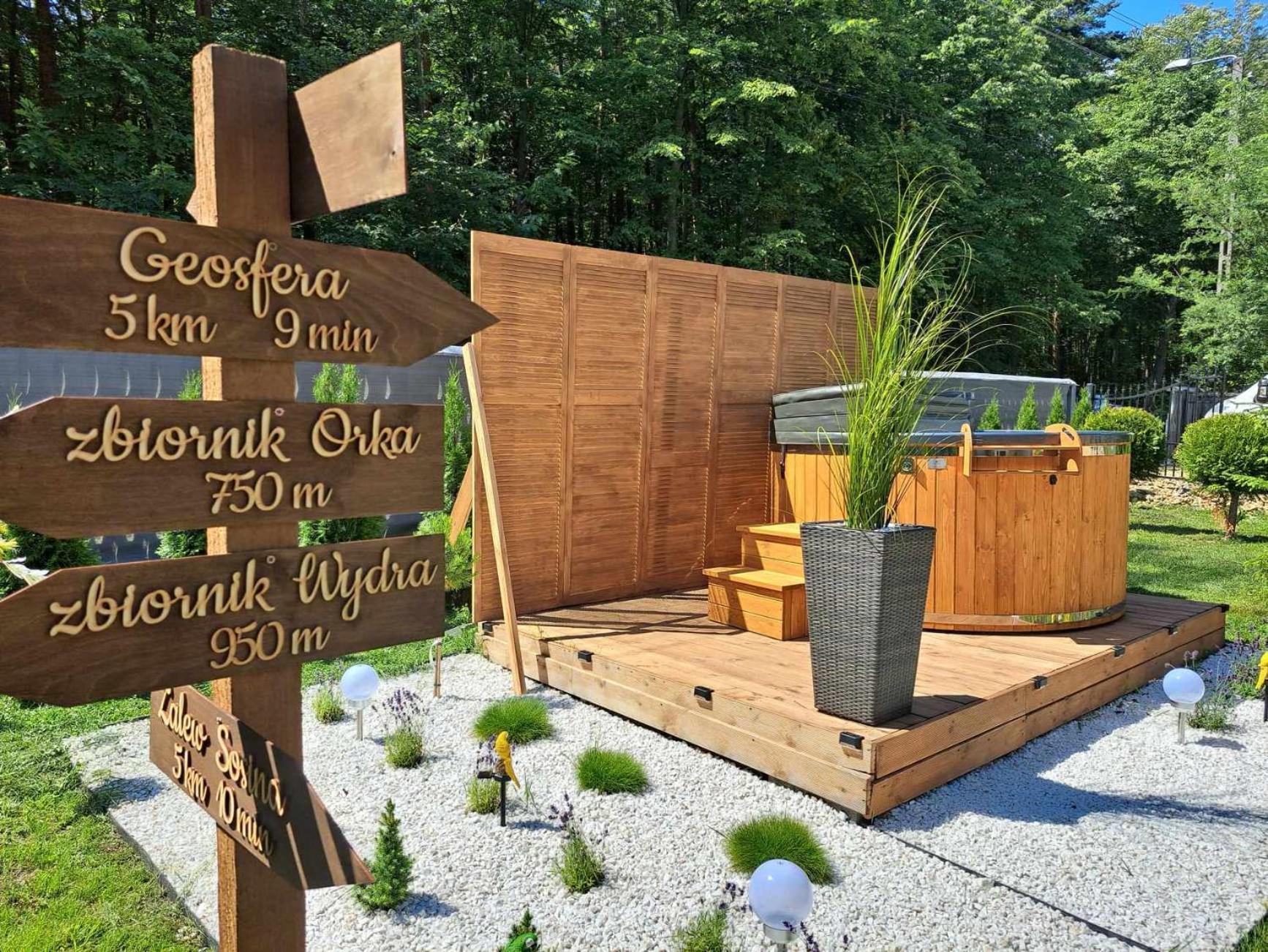 Lesny Zakatek Malediwy Spa Явожно Екстериор снимка